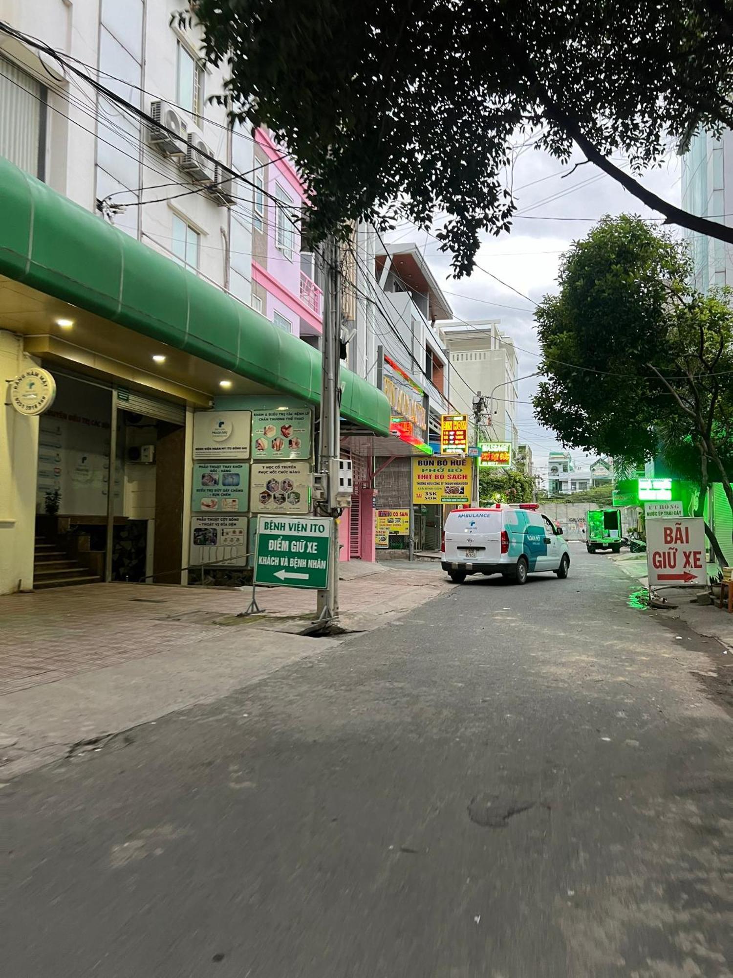 ビン ホン ホテル ビエンホア エクステリア 写真